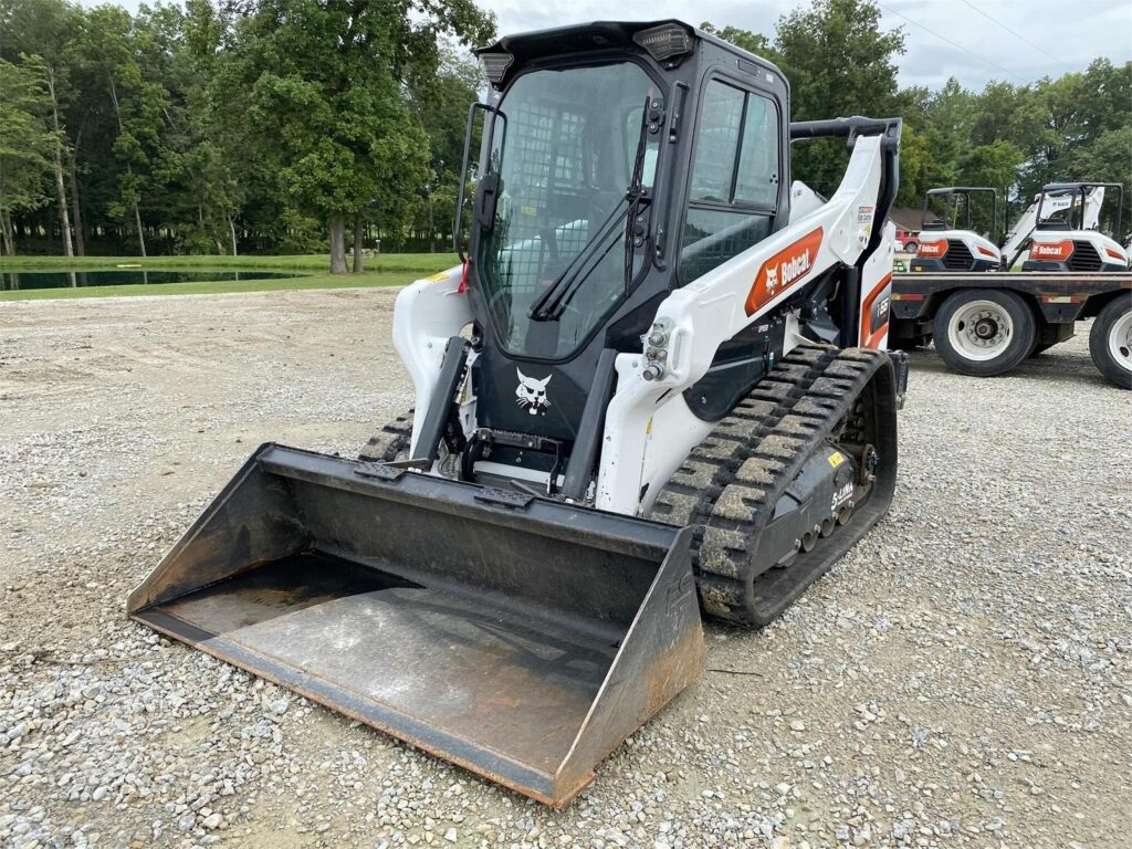 2021 BOBCAT T66