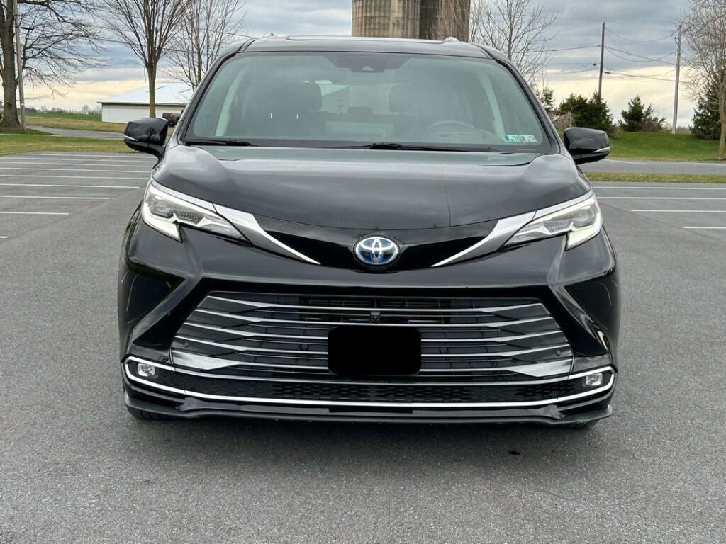 2021 Toyota Sienna Platinum