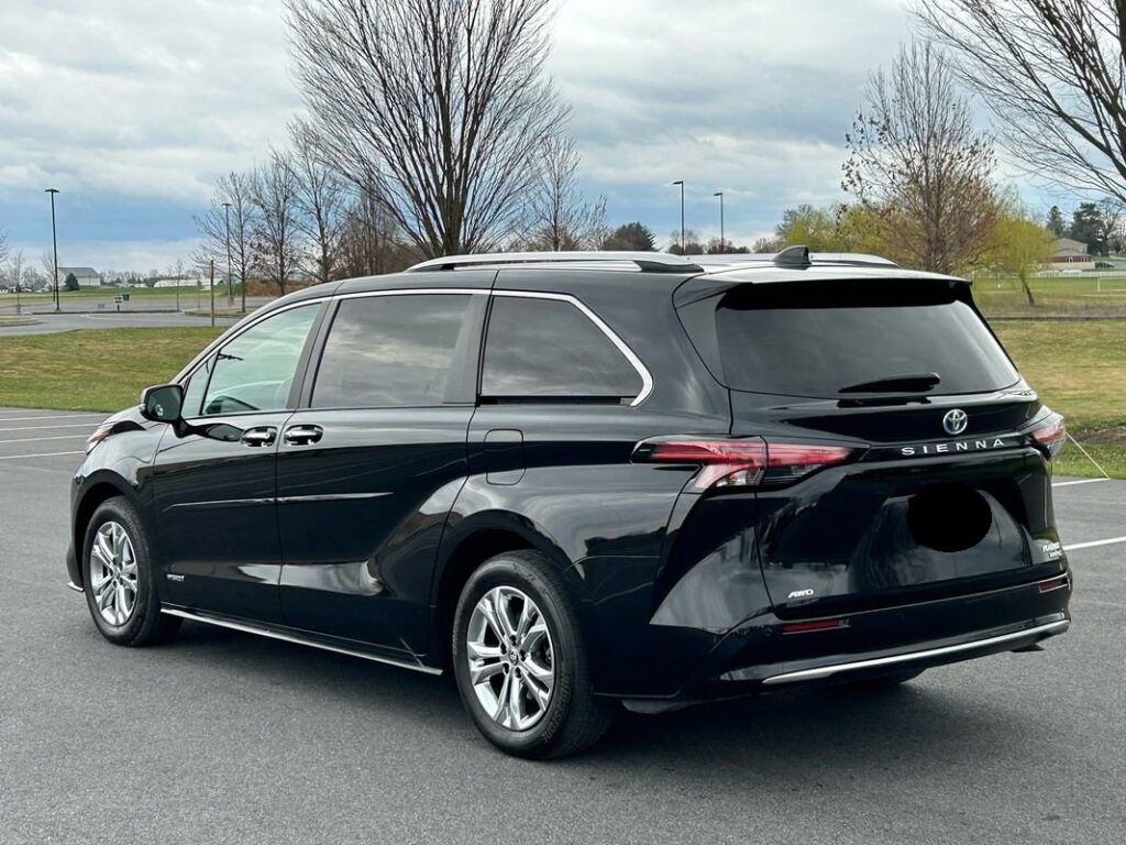 2021 Toyota Sienna Platinum