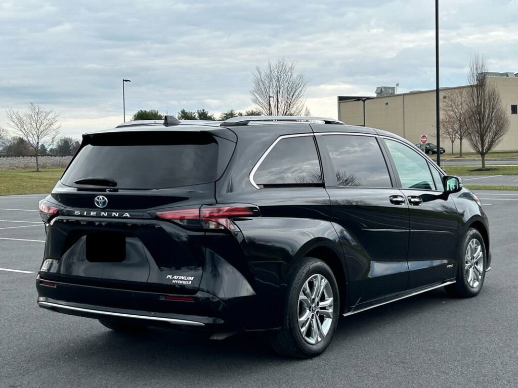 2021 Toyota Sienna Platinum